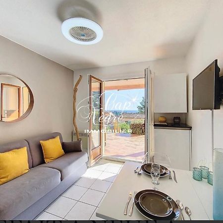 Апартаменты Terrasse De 30M2 Vue Mer Panoramique 1 Chambre Кавалер-сюр-Мер Экстерьер фото